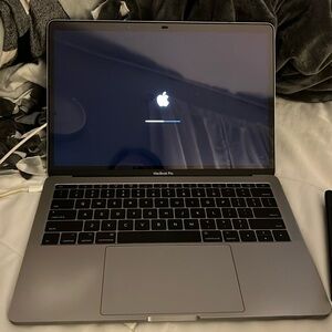 2017 MacBook Pro (13in)